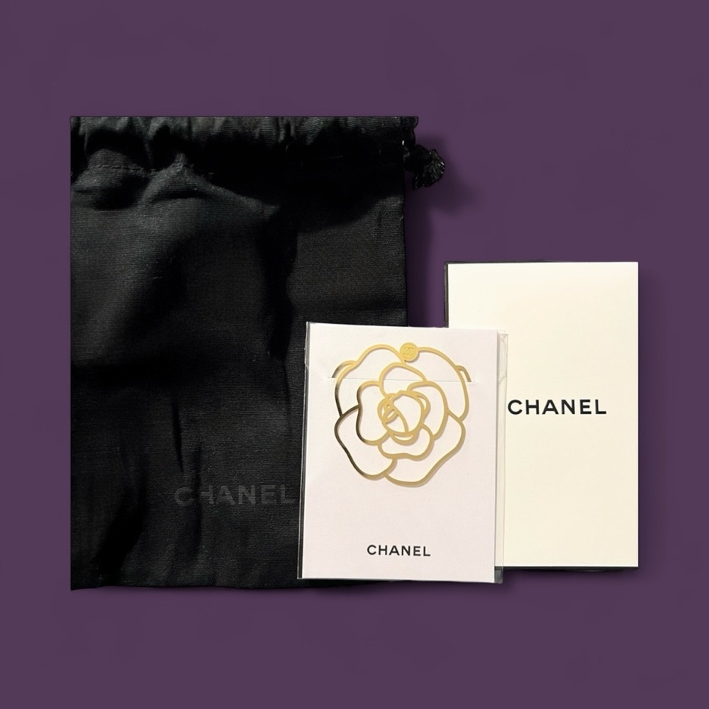 Chanel Beauty Camelia Flower Bookmark NIP with Dustbag